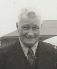 Photo of photos/Kenneth McLennan 1883-1966 portrait
